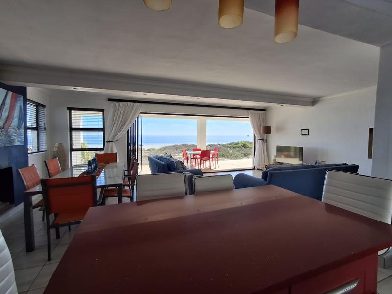 To Let 3 Bedroom Property for Rent in Golden Mile Western Cape